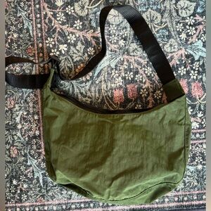 Baggu Medium Nylon Crescent Bag